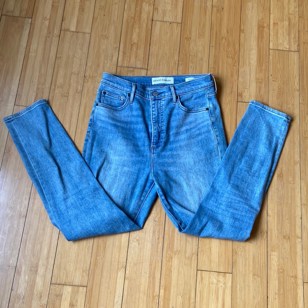 Denim Forum light wash high rise skinny jeans